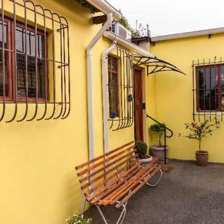 Monica'S Cottage جوهانسبورغ المظهر الخارجي الصورة